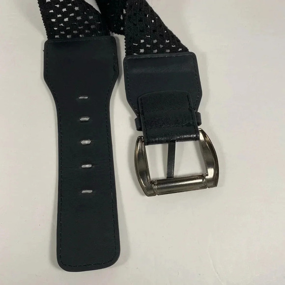 Black Stretch Belt with Faux Leather Front Buckle - Picture 4 of 5